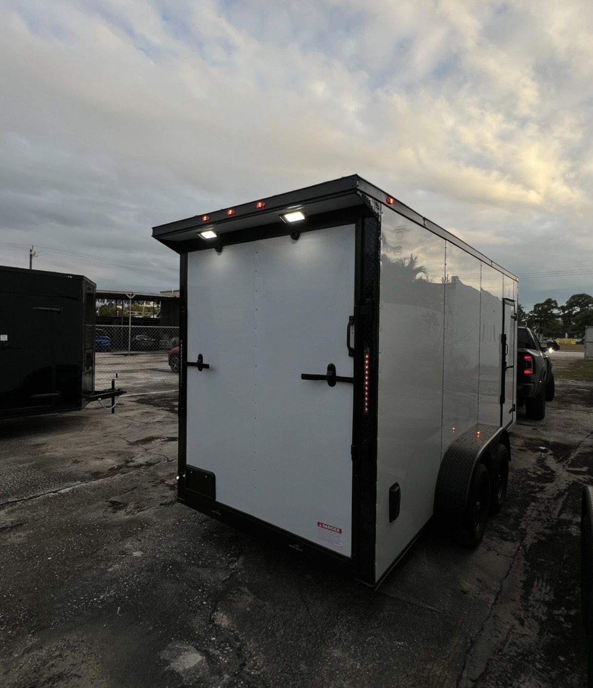 ๐ 2026 7x16 Ta Enclosed Cargo Trailer โ Double Axle 0.080 Polycore + Spoiler๐ฅ (WHITE / BLACK TRIM)