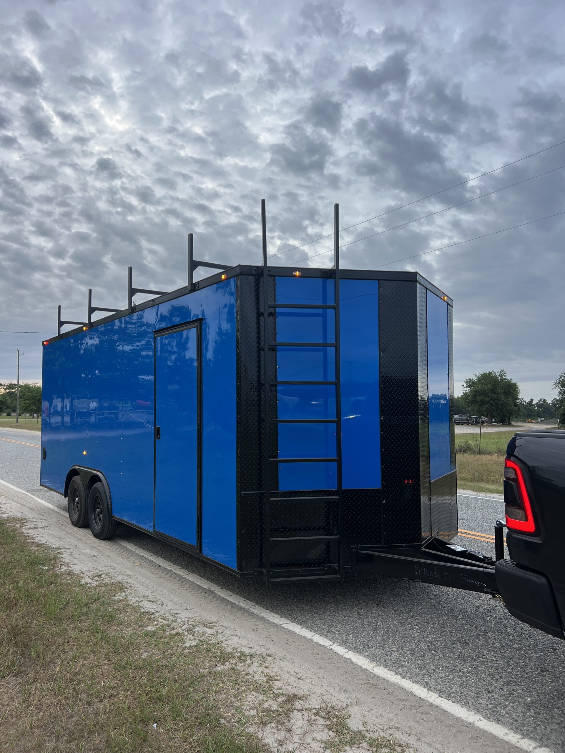 π 2026 8.5Γ20 Ta Enclosed Cargo Trailer Double Axle + Ladder Rack Polycore 0.080π₯ (PEPSI BLUE / BLACK TRIM) - Image 2