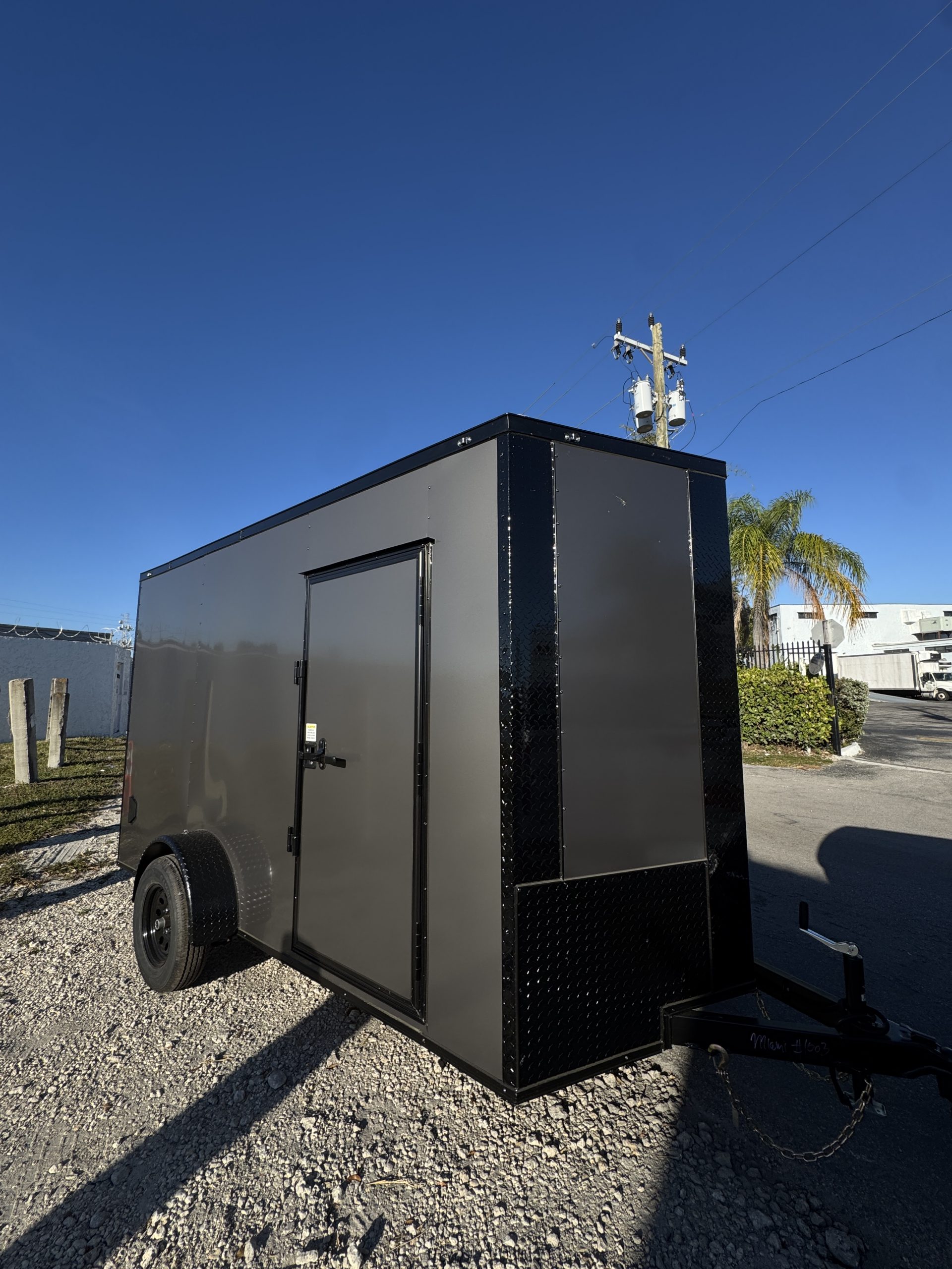 π 2026 6x12 Sa Enclosed Cargo Trailer Single Axle 0.080 Polycoreπ₯ (CHARCOAL / BLACK TRIM)