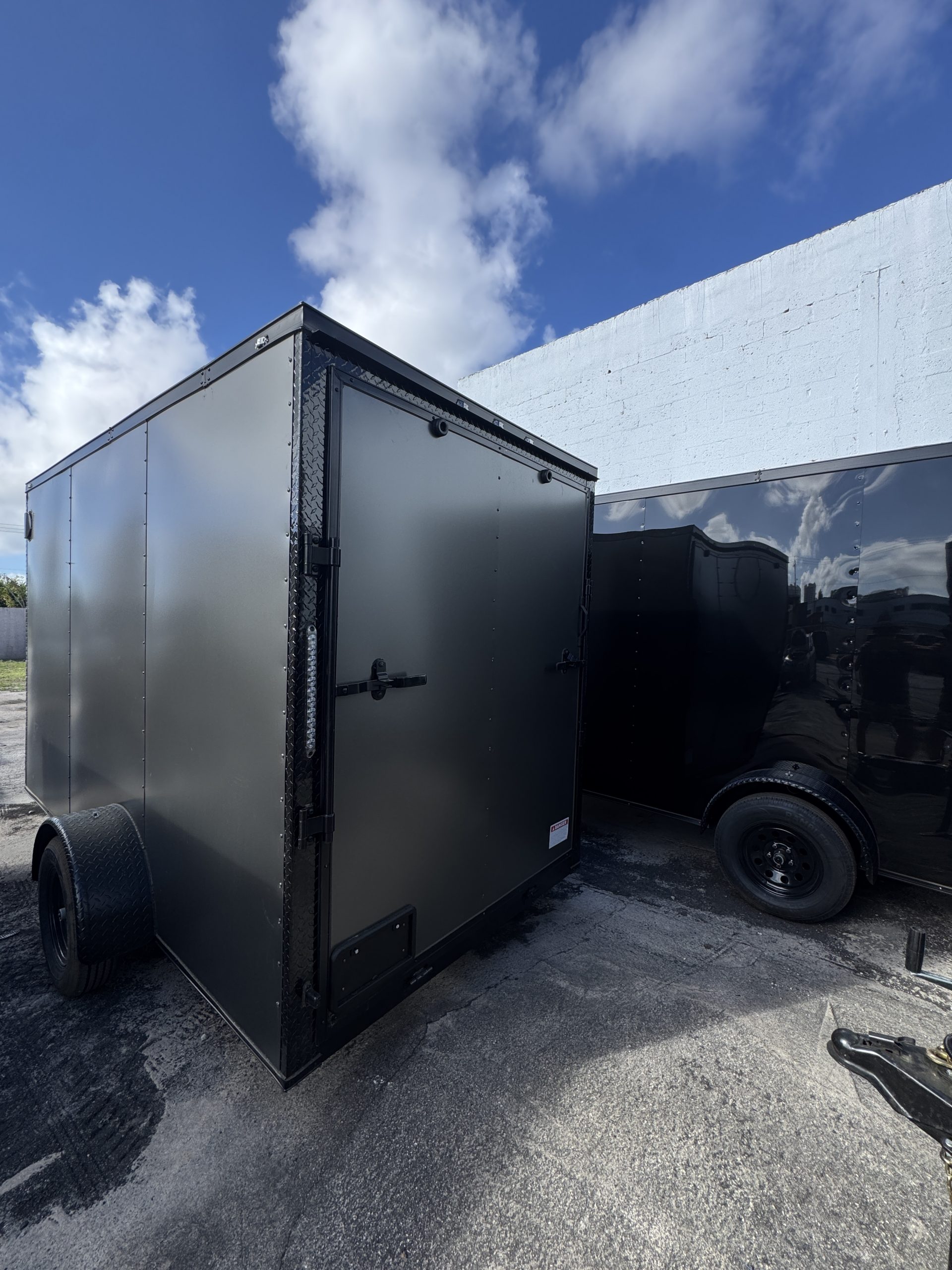 π 2026 6x12 Sa Enclosed Cargo Trailer Single Axle 0.080 Polycoreπ₯ (CHARCOAL / BLACK TRIM) - Image 2